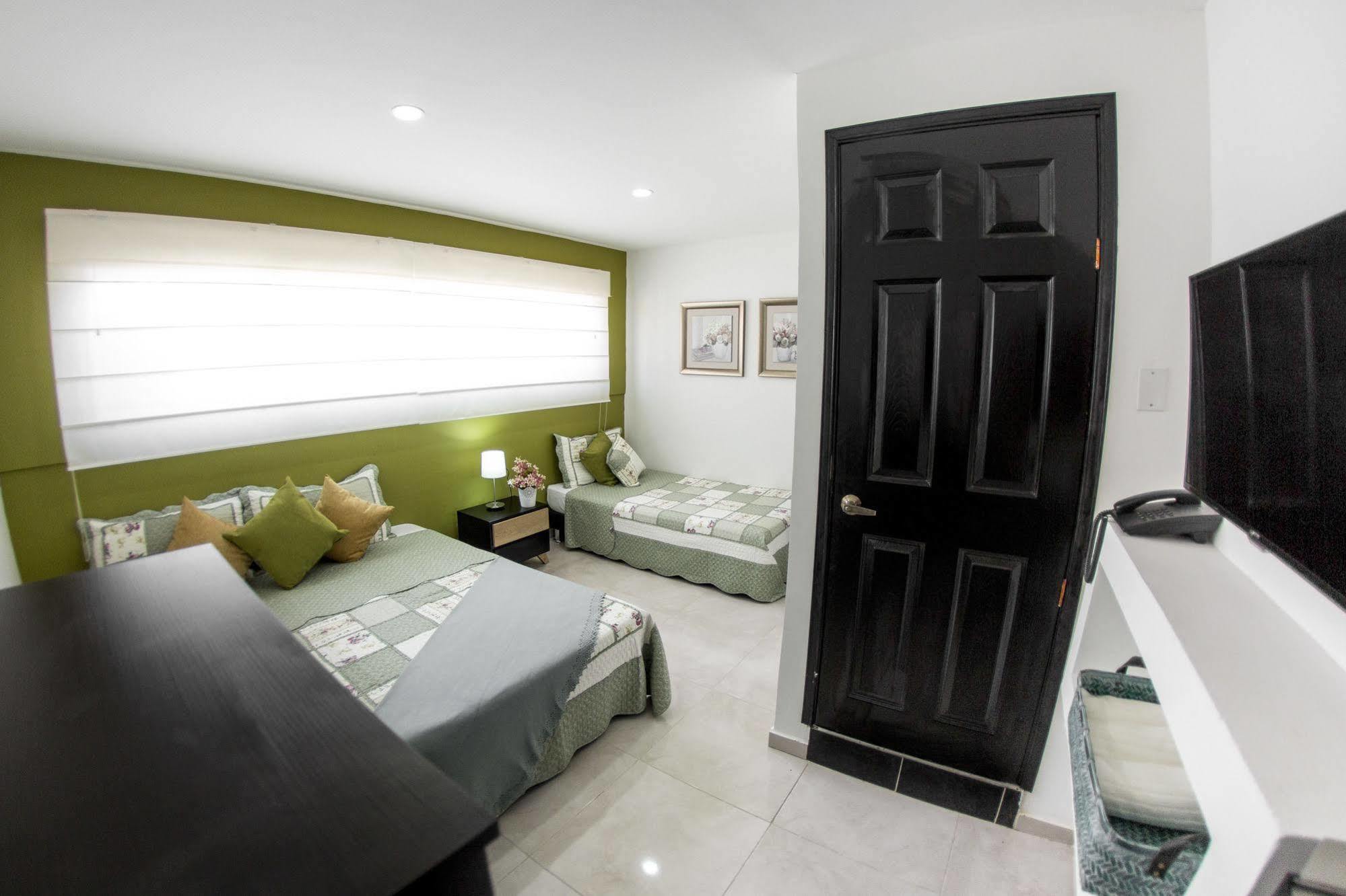 Portal De San Antonio Hotel 2*